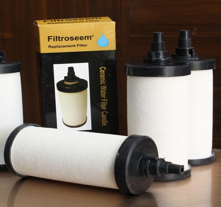 Ceramic water filter candles